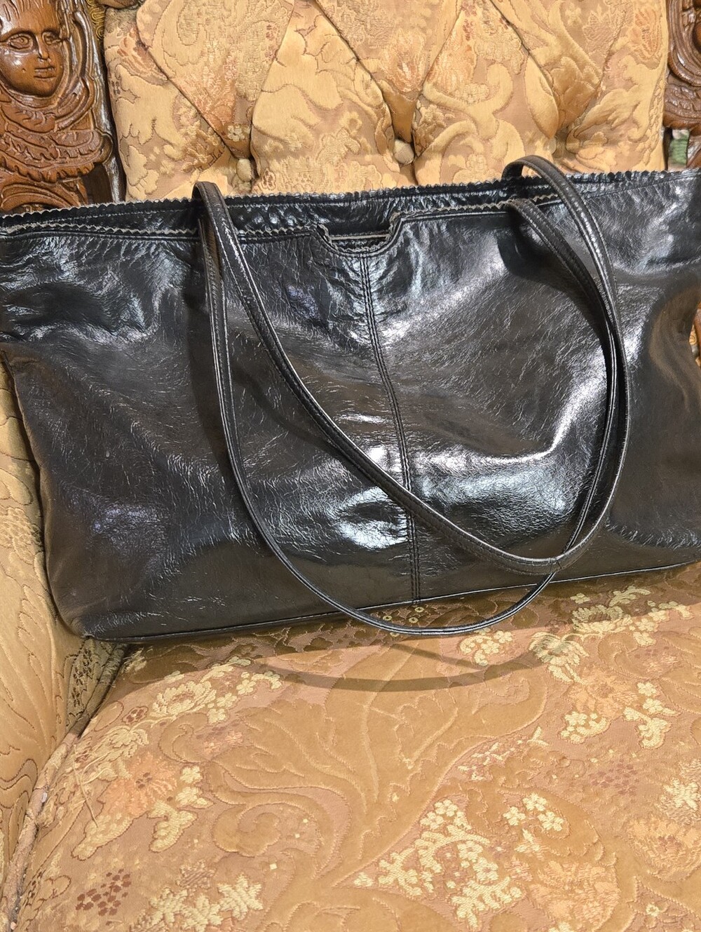Latico Black Leather Shoulder Tote.  Just The softest Leather ... Hands Down👏🏾